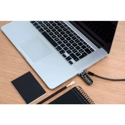 MacBook Air用セキュリティワイヤー – Ledge – J21 SHOP MacBook Air用セキュリティワイヤー – Ledge – J21 SHOP